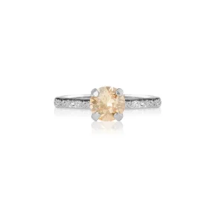 Ringar “Natti Ring Rhodium – Light Peach” – Caroline Svedbom