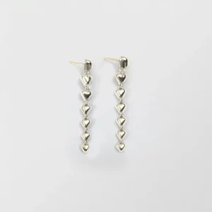 Sandberg “Nubo Hjärtan Hängande Silver” – Örhängen