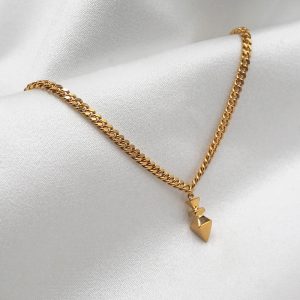 By Sofia Wistam “Arrow Guldhalsband Chunky” – Halsband