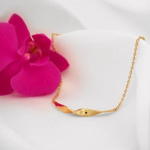 By Sofia Wistam “Twirl Guldhalsband” – Halsband